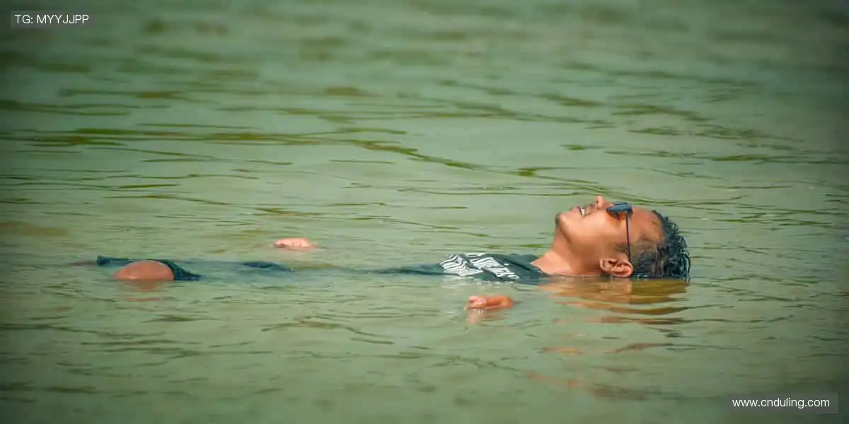 🎮 实时比分，弹幕狂欢，这里永不冷场！